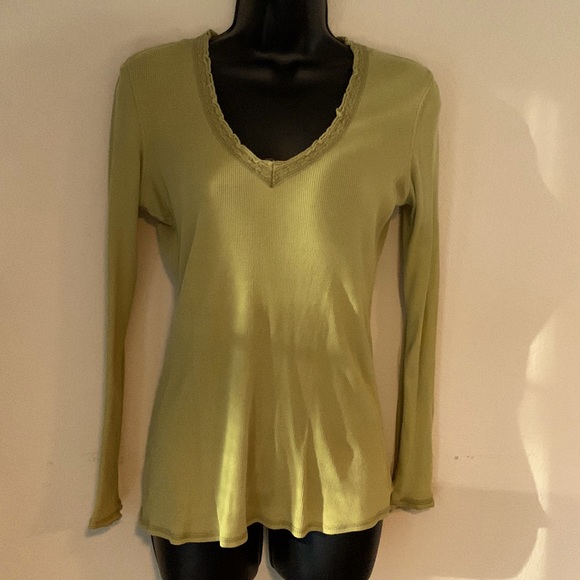 Massimo Brand Juniors Gals top long sleeve size medium. Unique color - Picture 1 of 4